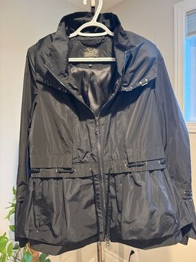 Creenstone Black Lightweight Rain Jacket w/ Hidden Hood Drawstring Waist Size 42